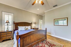 Near Golfing & Parks: Serene San Antonio Home