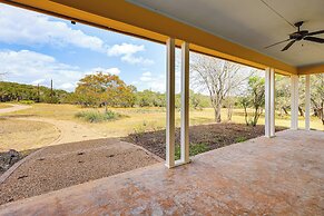 Near Golfing & Parks: Serene San Antonio Home