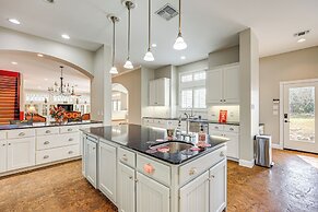 Near Golfing & Parks: Serene San Antonio Home