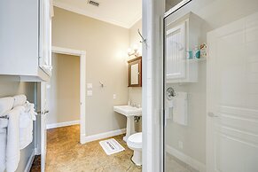 Near Golfing & Parks: Serene San Antonio Home