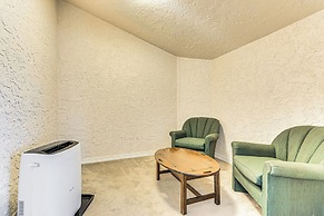 Spacious Destin Townhome: Beach Walk & Pool Access