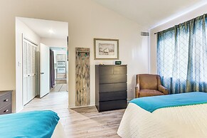 Spacious Destin Townhome: Beach Walk & Pool Access