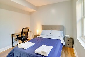 5 Mi to National Mall: DC Home w/ Pool Table