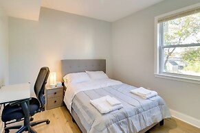 5 Mi to National Mall: DC Home w/ Pool Table