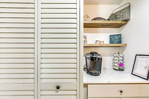 1 Mi to Boat Ramp: Home Near Chassahowitzka River!