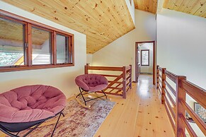 Ski, Hike & More: Spacious Log Cabin in Long Pond