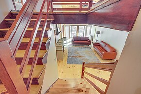 Ski, Hike & More: Spacious Log Cabin in Long Pond