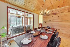 Ski, Hike & More: Spacious Log Cabin in Long Pond