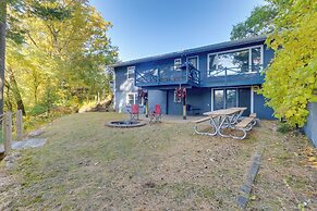 Antiquing & Fishing: Riverfront Waupaca Home!