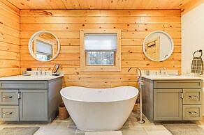 Loon Lake View: Newly Built Log Cabin w/ Fire Pit!