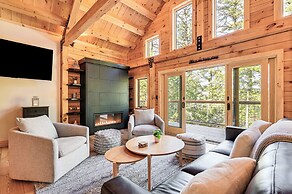 Loon Lake View: Newly Built Log Cabin w/ Fire Pit!