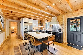 Loon Lake View: Newly Built Log Cabin w/ Fire Pit!