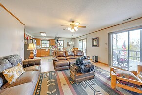 Mtn-view Home w/ Game Room in Franklin!