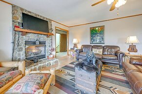 Mtn-view Home w/ Game Room in Franklin!