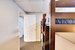 Hike & Picnic at Group Getaway in Rosedale!