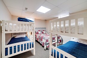 Mtn Views & Outdoor Adventure: Rosedale Home