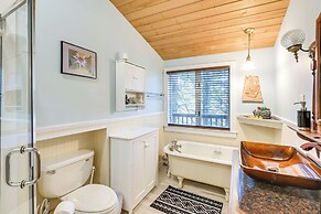 1 Mi to Acadia: Home Near Downtown Bar Harbor!