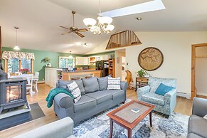 1 Mi to Acadia: Home Near Downtown Bar Harbor!