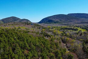 1 Mi to Acadia: Home Near Downtown Bar Harbor!