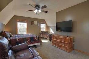 Walk to Lake: Lampe Cabin w/ Fireplace & Deck!