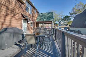 Walk to Lake: Lampe Cabin w/ Fireplace & Deck!