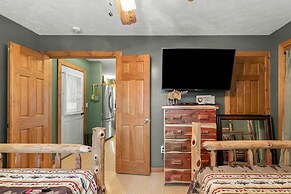 Walk to Lake: Lampe Cabin w/ Fireplace & Deck!