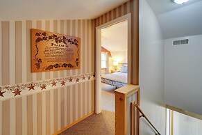 Shared Pond at Retreat in Rosedale!