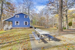 Shared Pond & Trails: Rosedale Cottage!