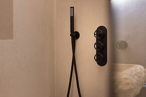 Mead Cottage in Lindale