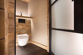 Mead Cottage in Lindale