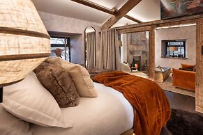 Mead Cottage in Lindale