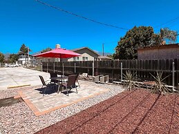 Modern Retreat With Spacious Yard Cozy Interiors