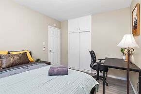 Modern Retreat With Spacious Yard Cozy Interiors