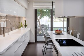 Villa Crystal Sun by Estia