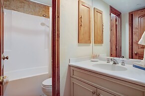 211 The Landmark 3 Bedroom Townhouse