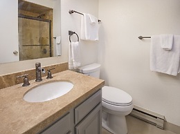 H1 Meadow Creek Condominiums 3 Bedroom Condo