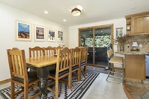 749 Deer Blvd 3 Bedroom Condo