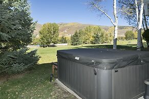 749 Deer Blvd 3 Bedroom Condo