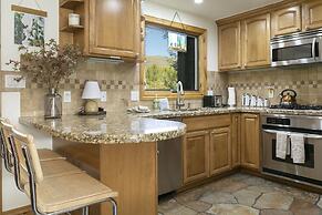 749 Deer Blvd 3 Bedroom Condo