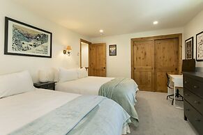 749 Deer Blvd 3 Bedroom Condo