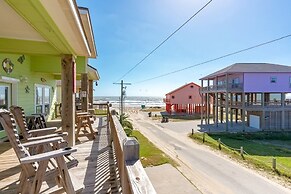 #just Beachy 3 Bedroom Home