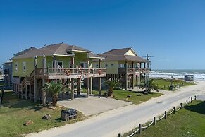 #just Beachy 3 Bedroom Home