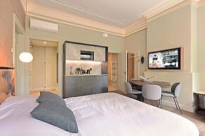 Novallure Nassau Residence