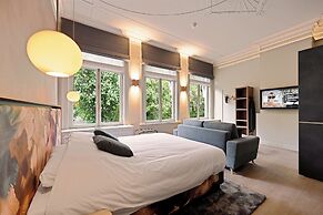 Novallure Nassau Residence