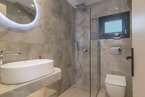 Kozakos Villa 2 With Private Swimming Pool