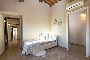 Peccioli Villa With Pool Ac And Privacy
