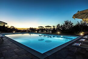 Peccioli Villa With Pool Ac And Privacy