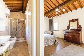 Peccioli Villa With Pool Ac And Privacy