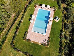 Peccioli Villa With Pool Ac And Privacy