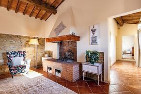 Peccioli Villa With Pool Ac And Privacy